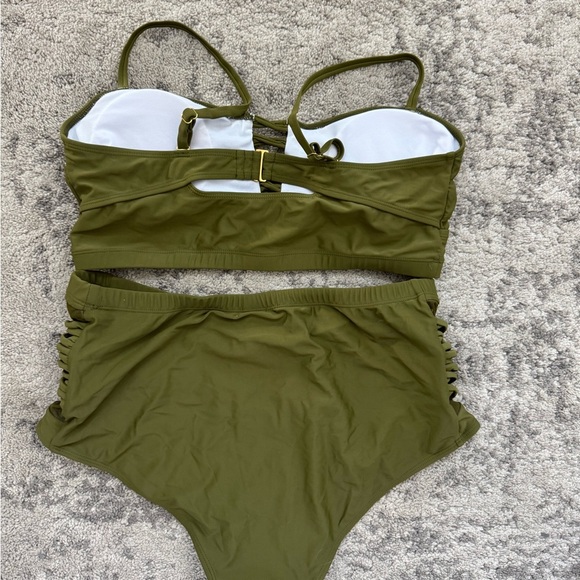 Women’s 2x Olive Green swimsuit 2 piece swimsuit - Picture 6 of 9
